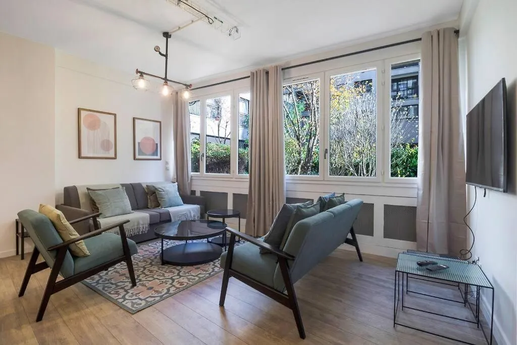Apartment Brand New Flat For 8 People, 3 Bedrooms Paris