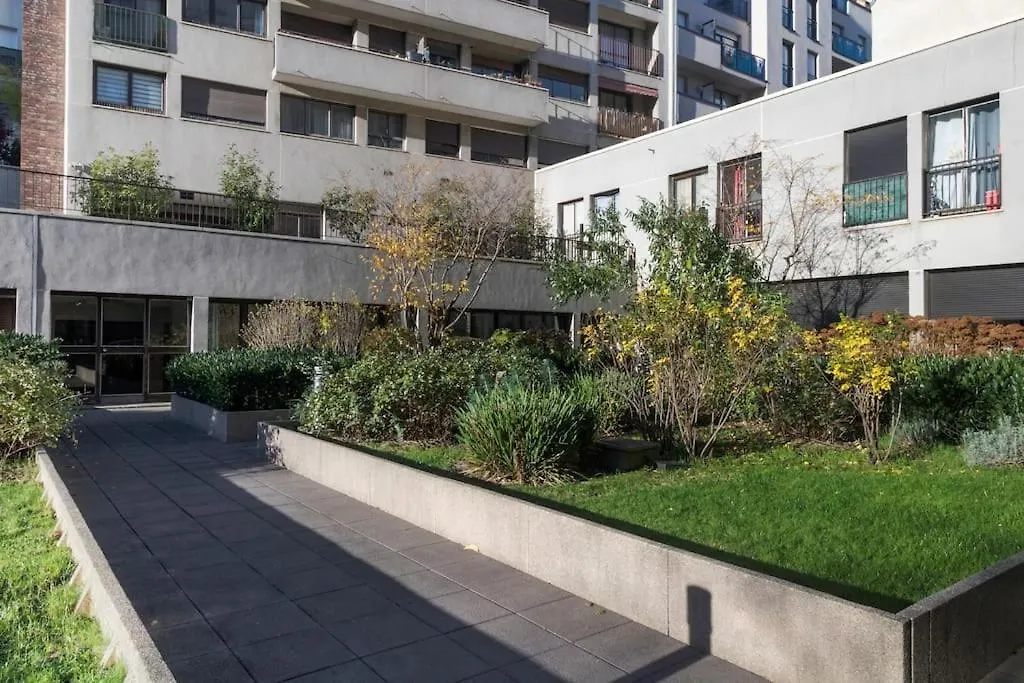 Brand New Flat For 8 People, 3 Bedrooms Paris